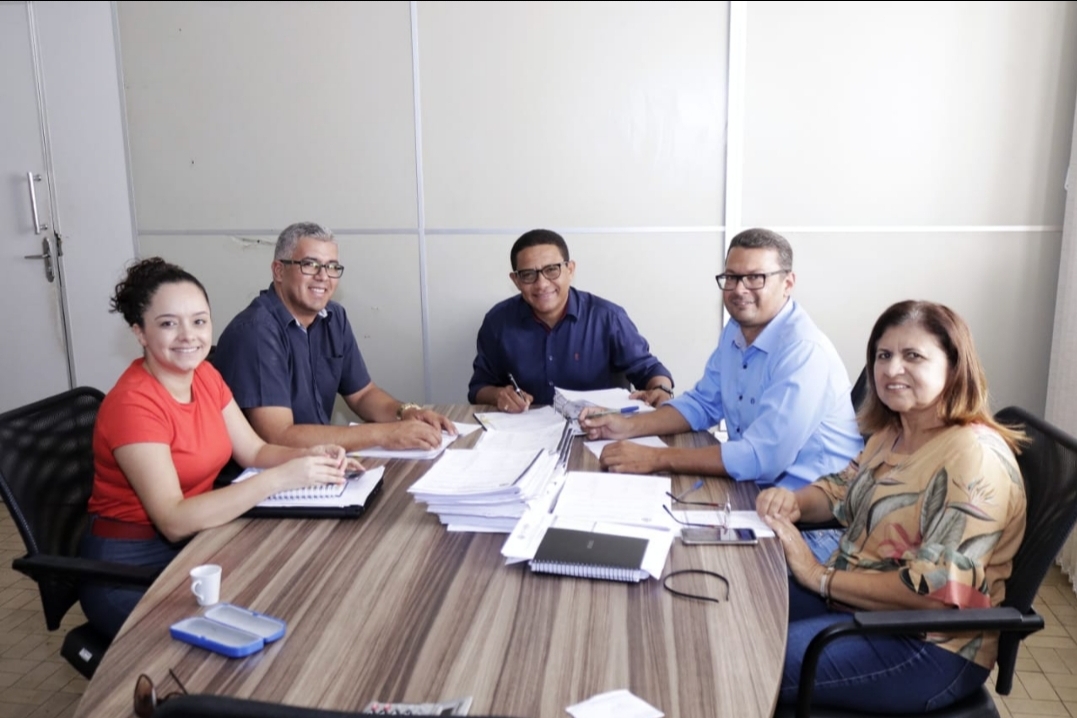 Prefeitura de Palmeira inicia pagamento dos servidores nesta quarta (28/07/2021)